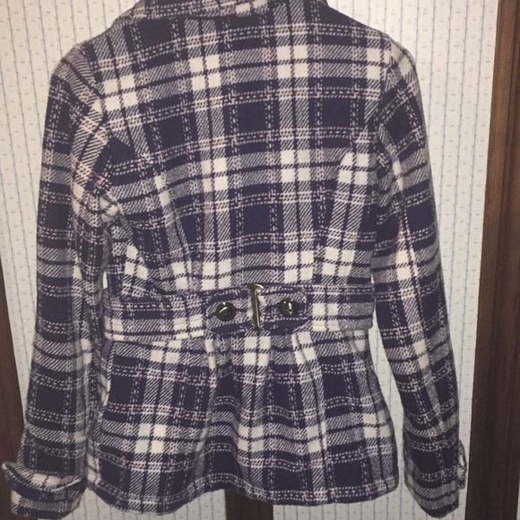 Cute warm Coat from Pink Envelope - Picture 3 of 6